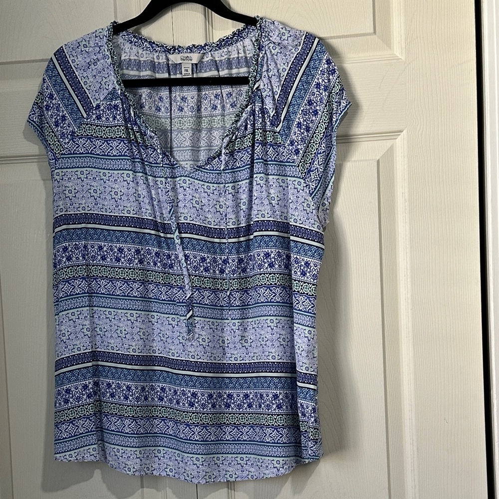 Croft & Barrow Blue and White Patterned Blouse